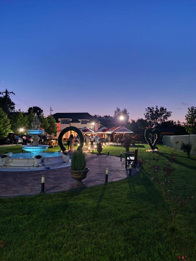 Poiana Verde Garden House Poiana Campina Buitenkant foto